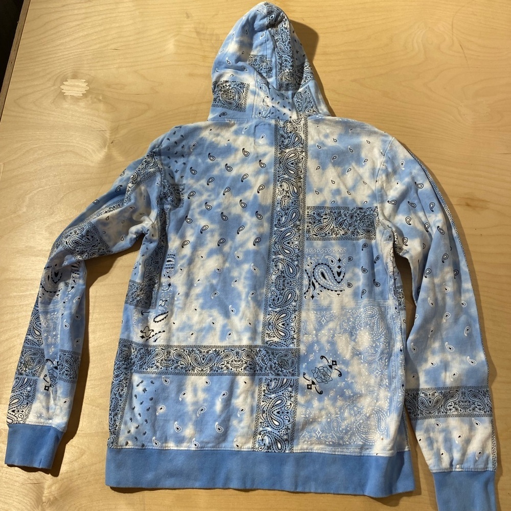 Rue21 Light Blue Paisley Hoodie Medium (OO) - Picture 9 of 11